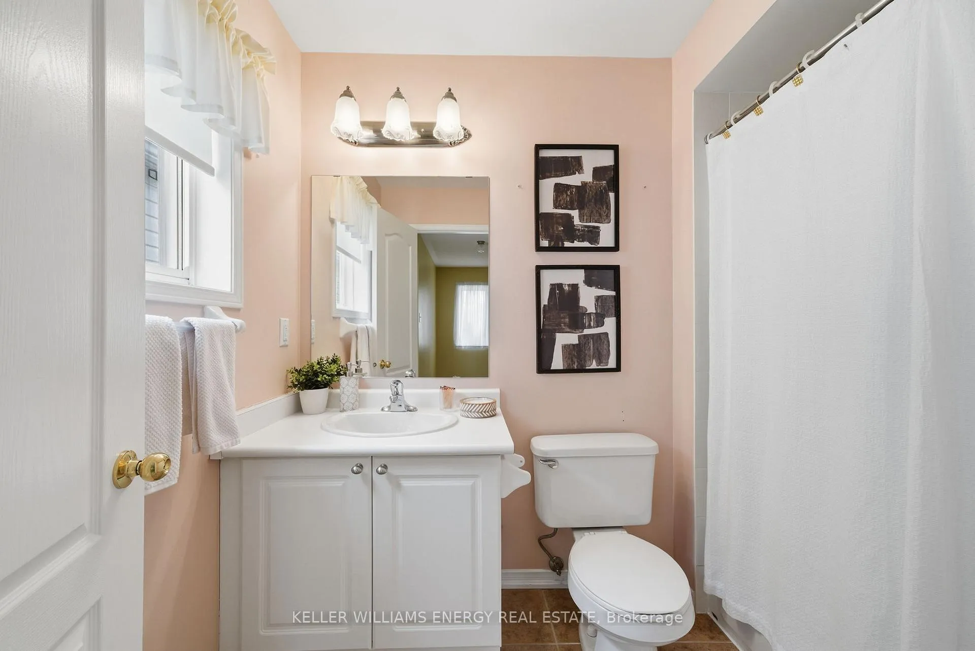 Photo 36 of 1375 Linstead Street, Oshawa, Taunton — HOMEH