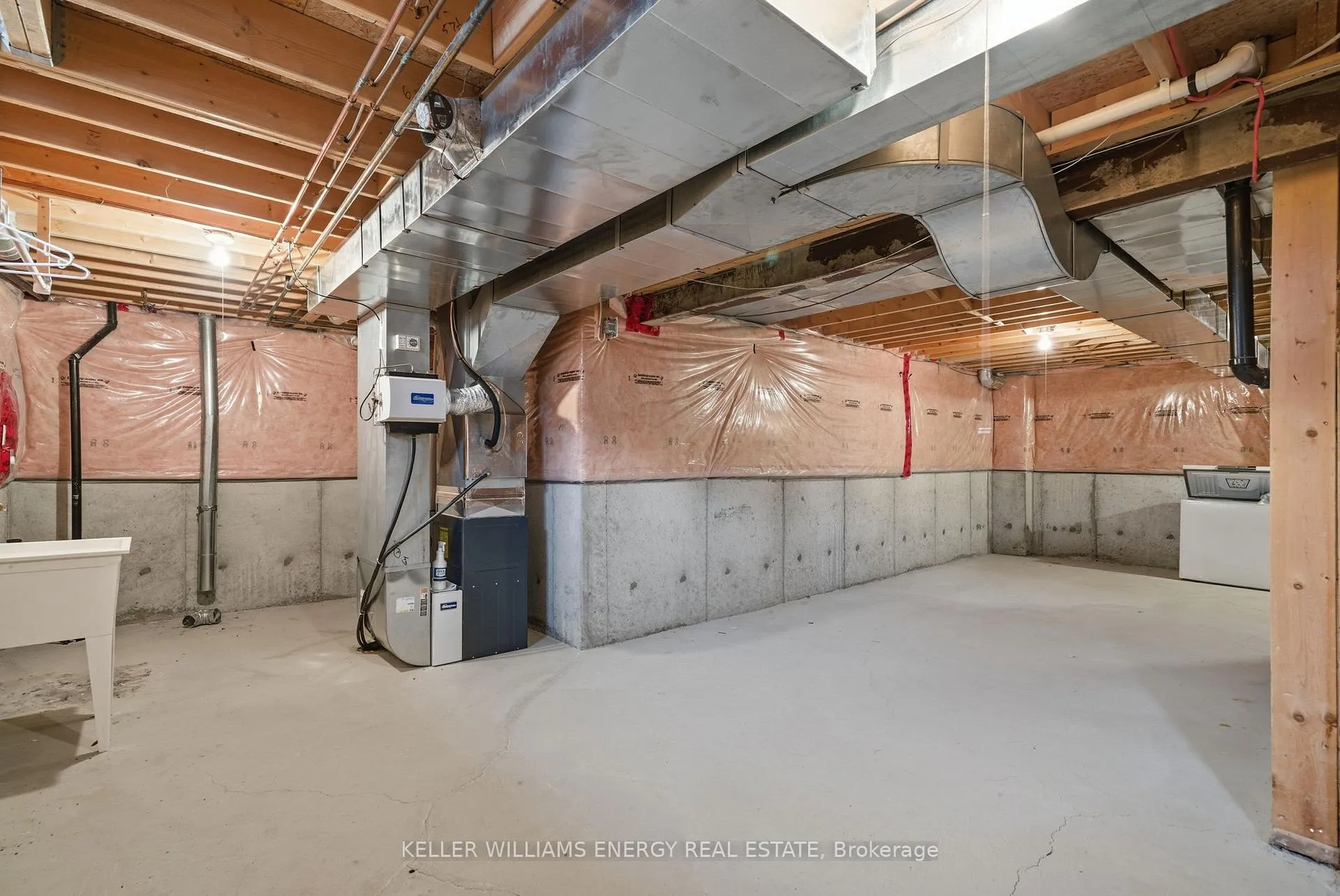 Photo 38 of 1375 Linstead Street, Oshawa, Taunton — HOMEH