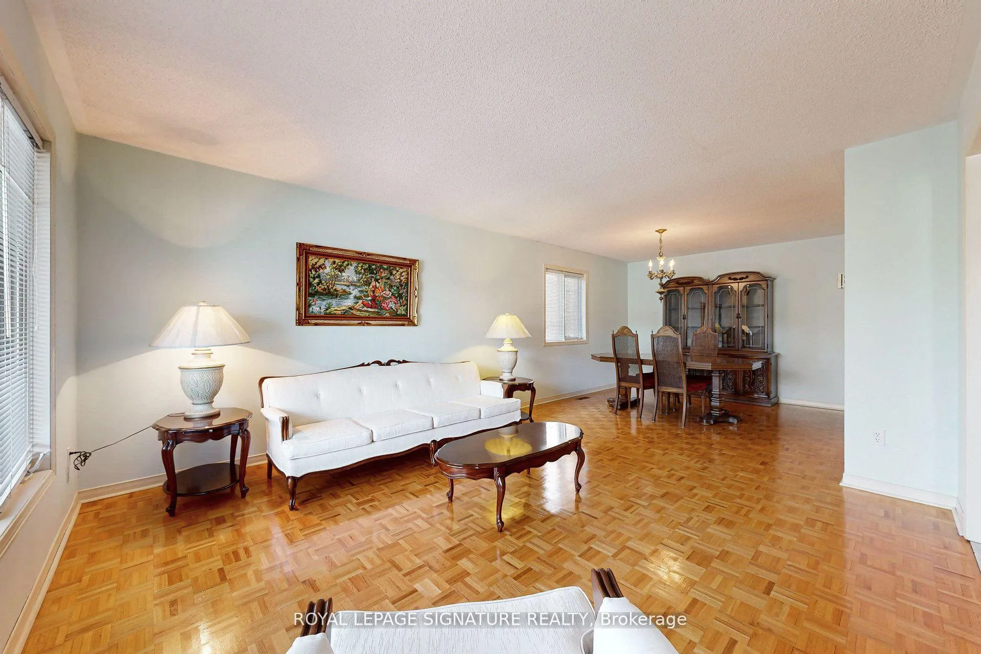 Photo 10 of 65 Gates Road, Vaughan, West Woodbridge — HOMEH