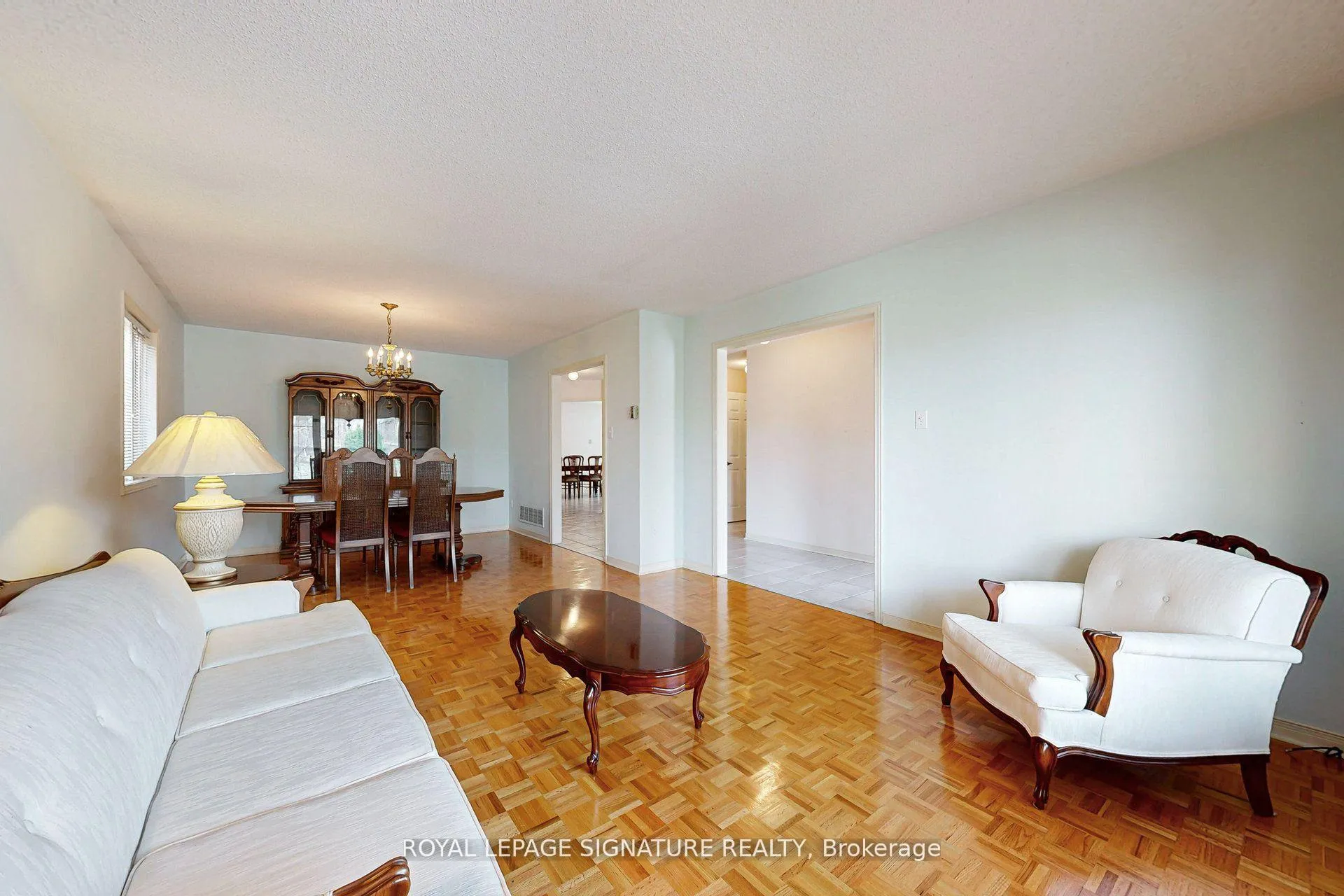 Photo 11 of 65 Gates Road, Vaughan, West Woodbridge — HOMEH
