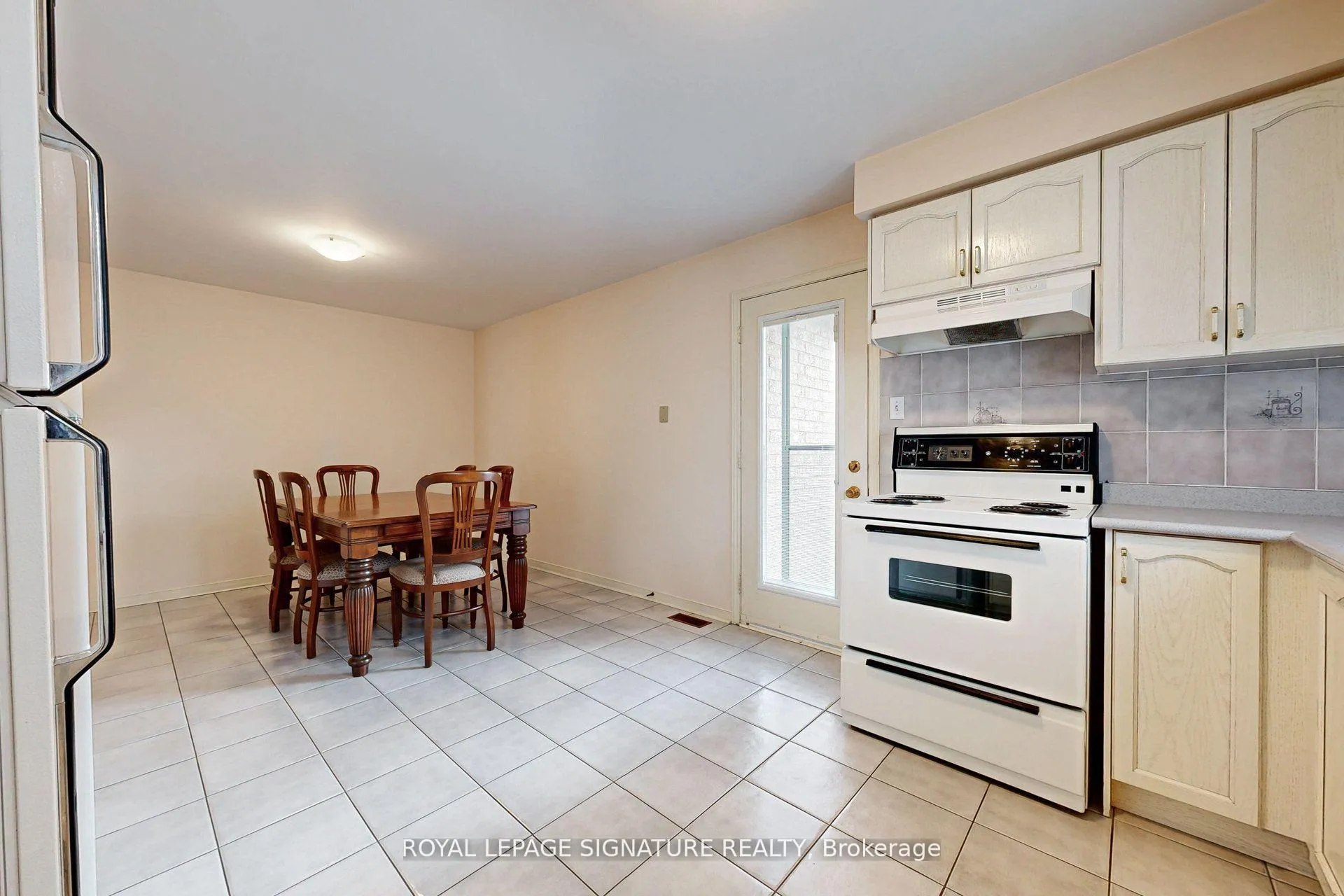 Photo 20 of 65 Gates Road, Vaughan, West Woodbridge — HOMEH