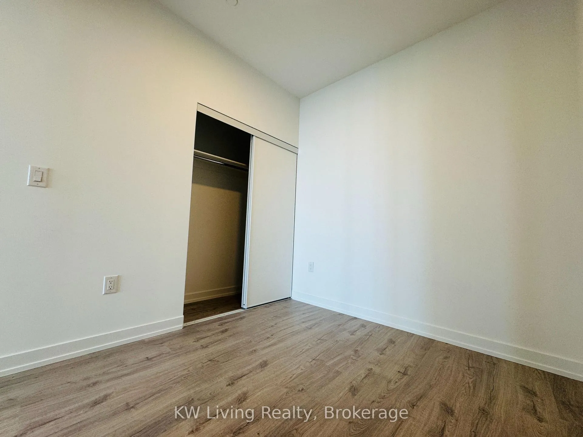 Photo 10 of Unit 733, 9763 Markham Road, Markham, Greensborough — HOMEH