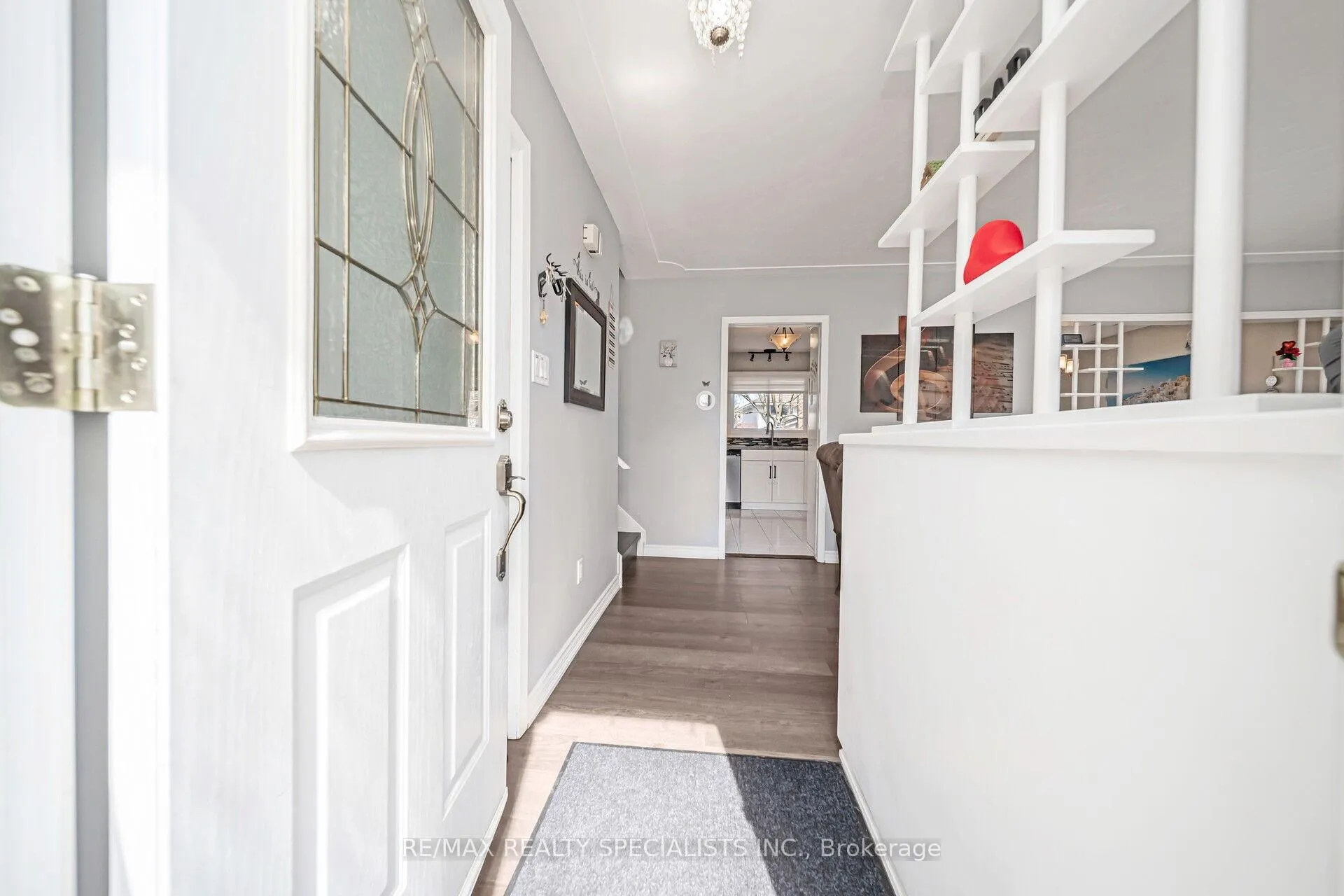 Photo 3 of 158 Hickson Drive, Kitchener — HOMEH