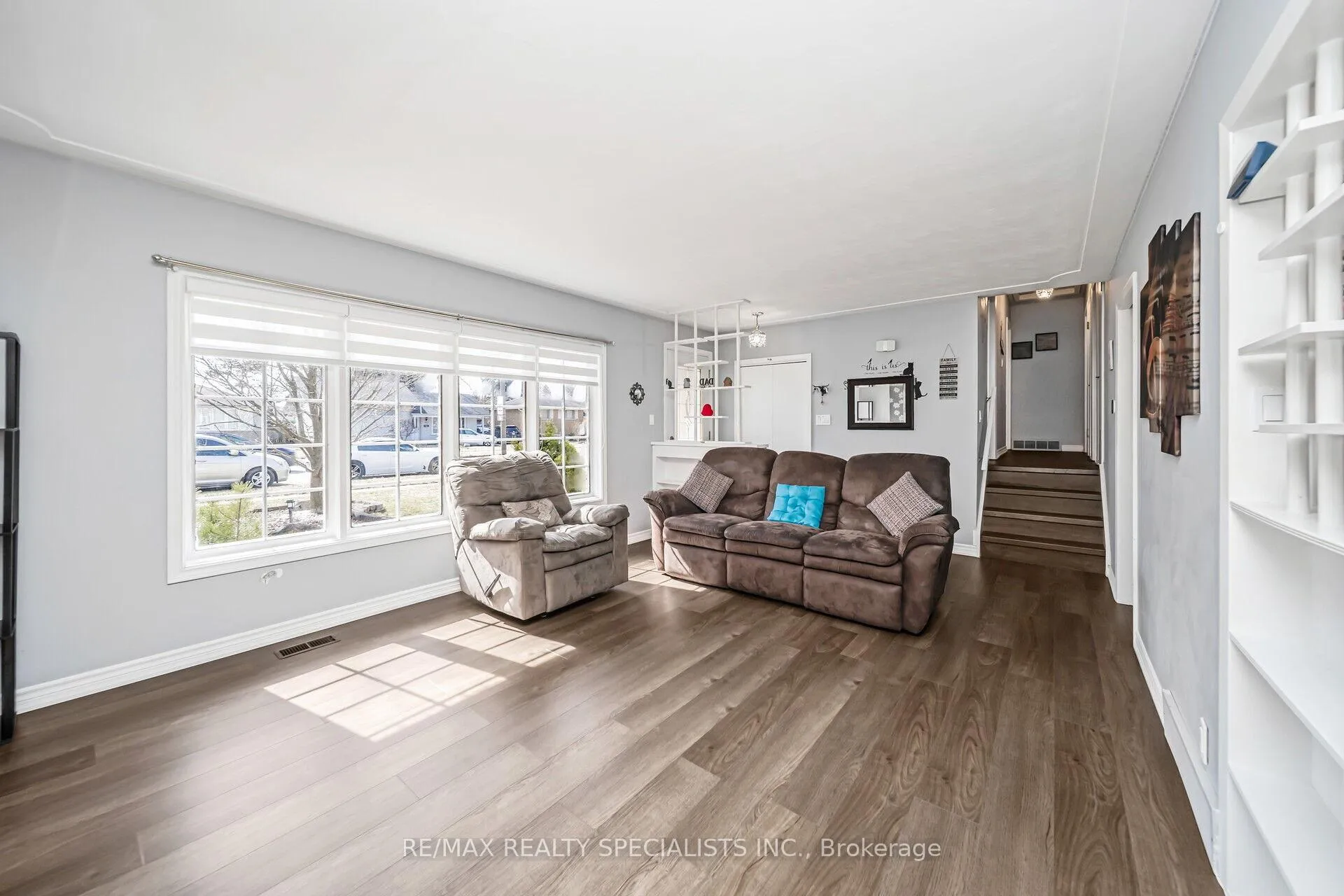 Photo 7 of 158 Hickson Drive, Kitchener — HOMEH
