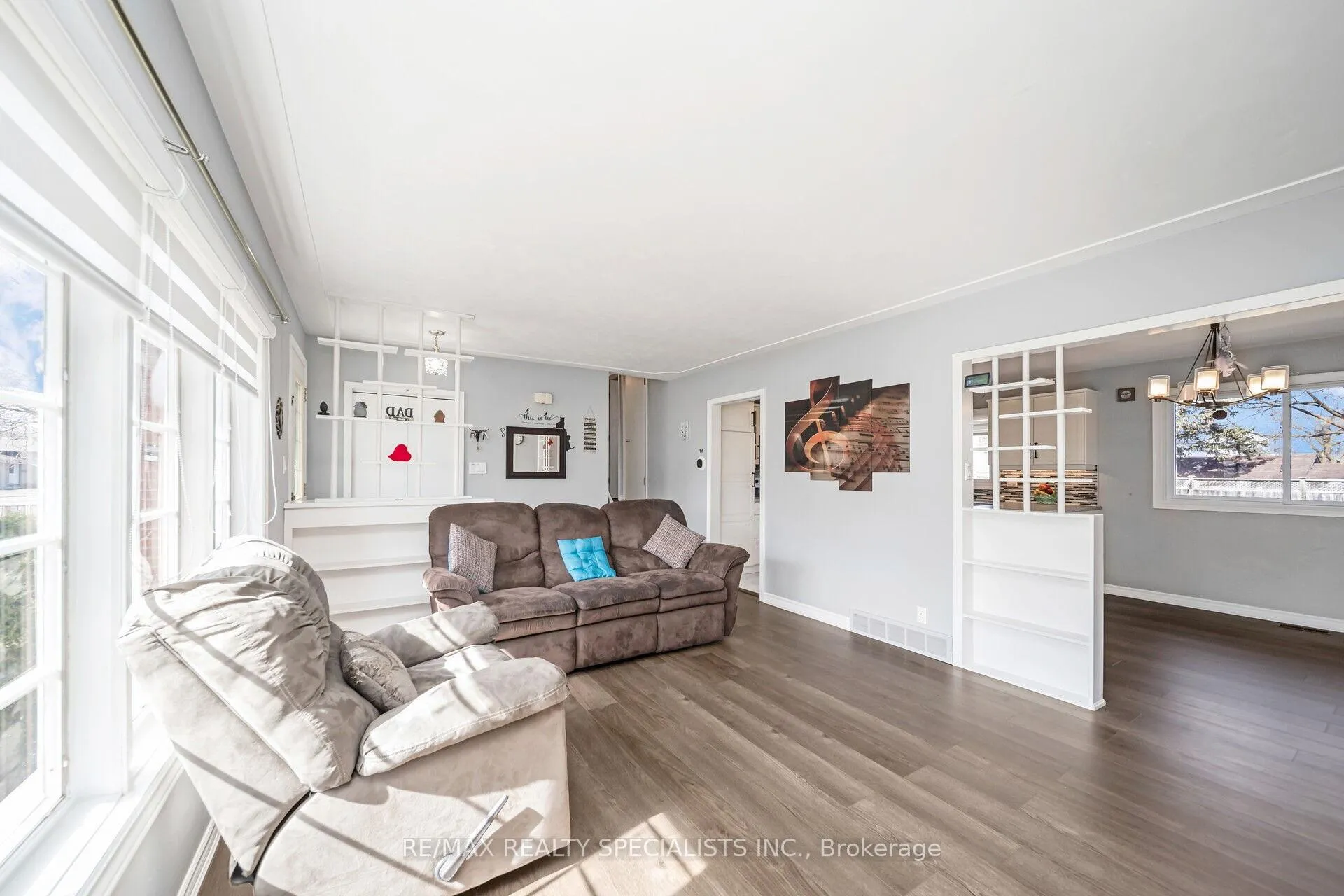 Photo 8 of 158 Hickson Drive, Kitchener — HOMEH