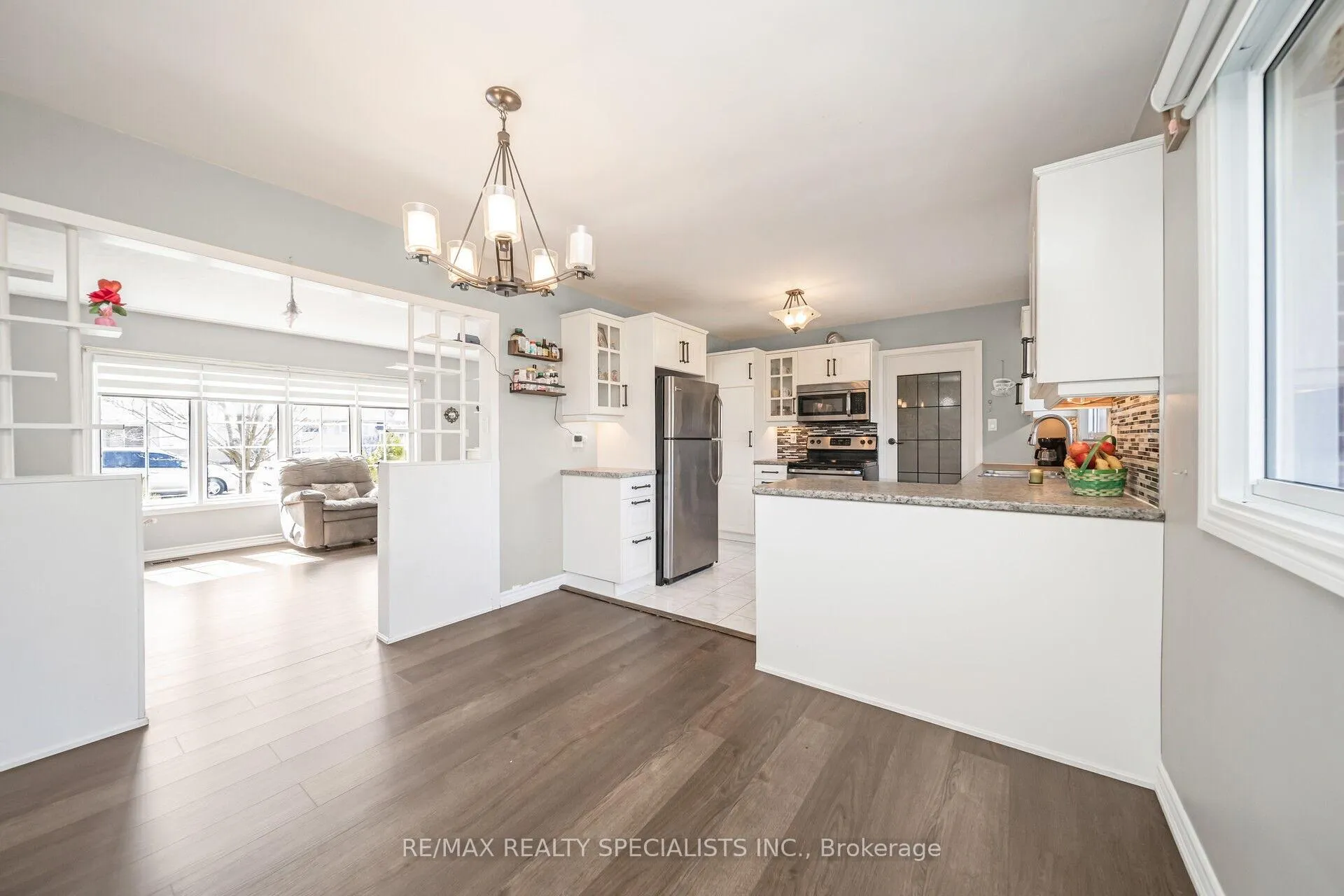 Photo 20 of 158 Hickson Drive, Kitchener — HOMEH