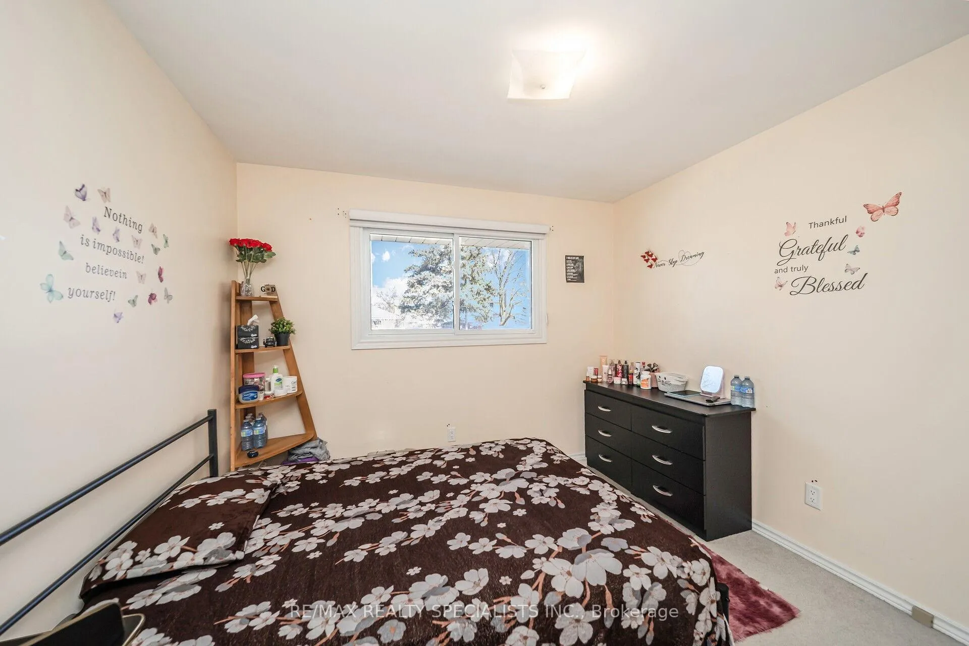 Photo 22 of 158 Hickson Drive, Kitchener — HOMEH