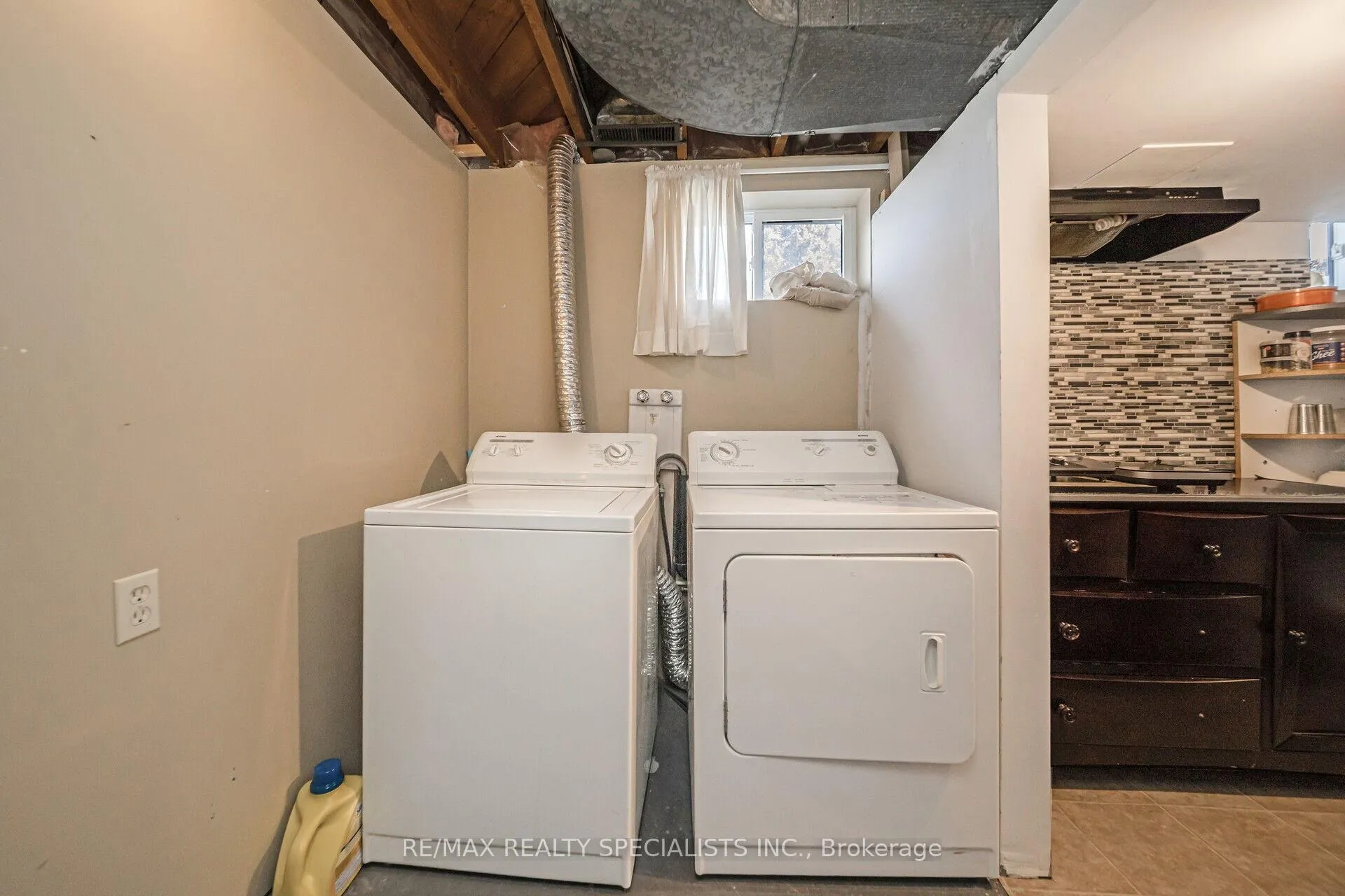 Photo 39 of 158 Hickson Drive, Kitchener — HOMEH