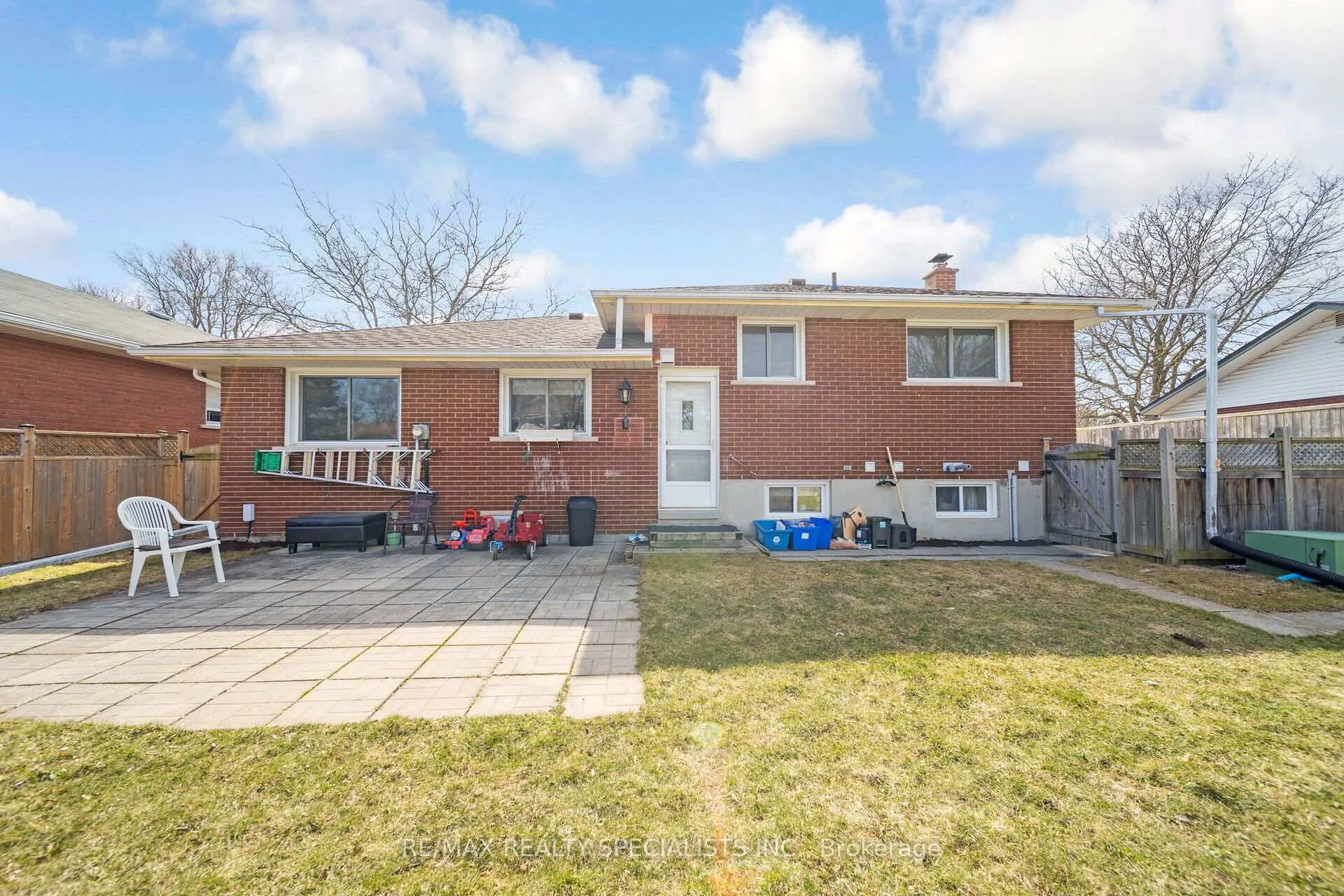 Photo 47 of 158 Hickson Drive, Kitchener — HOMEH