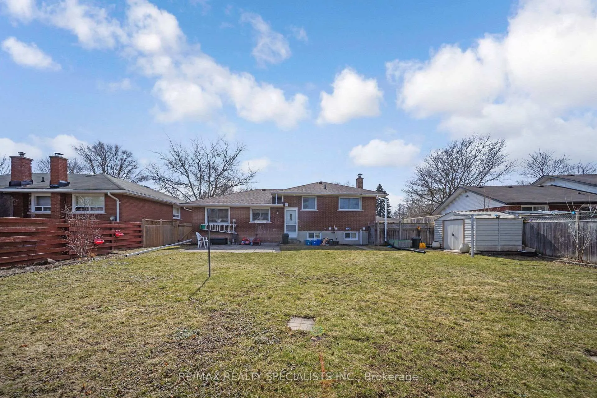 Photo 48 of 158 Hickson Drive, Kitchener — HOMEH