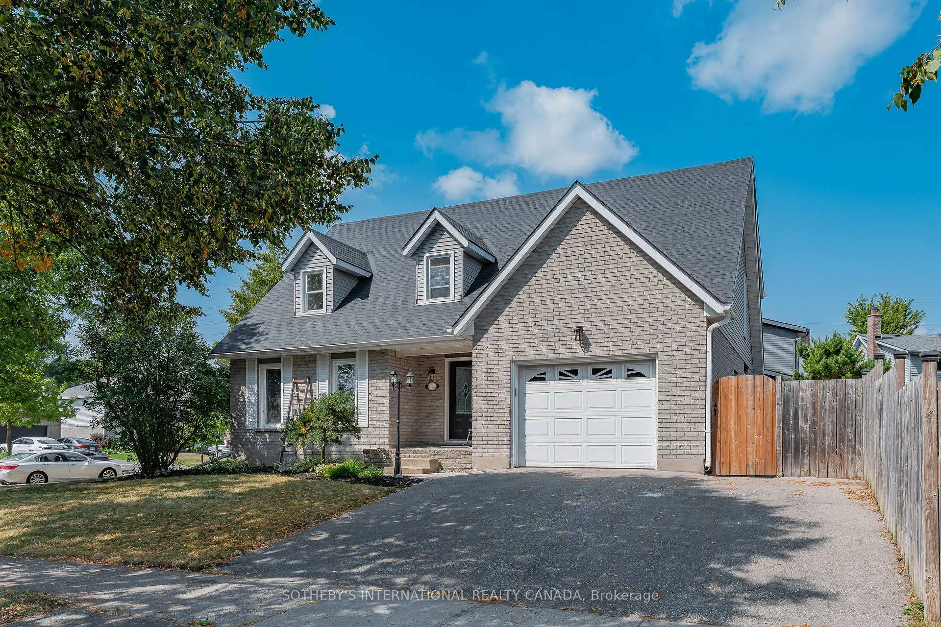 Photo 1 of 154 Covington Crescent, Kitchener — HOMEH