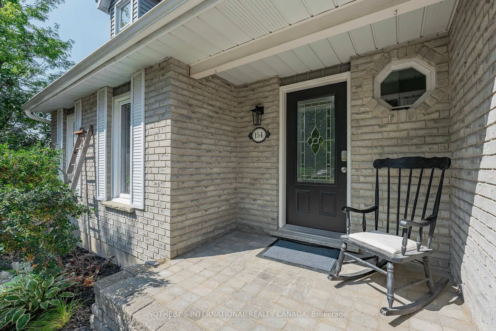 Photo 3 of 154 Covington Crescent, Kitchener — HOMEH