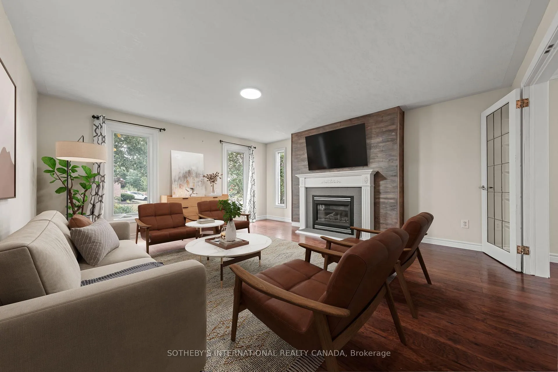 Photo 5 of 154 Covington Crescent, Kitchener — HOMEH