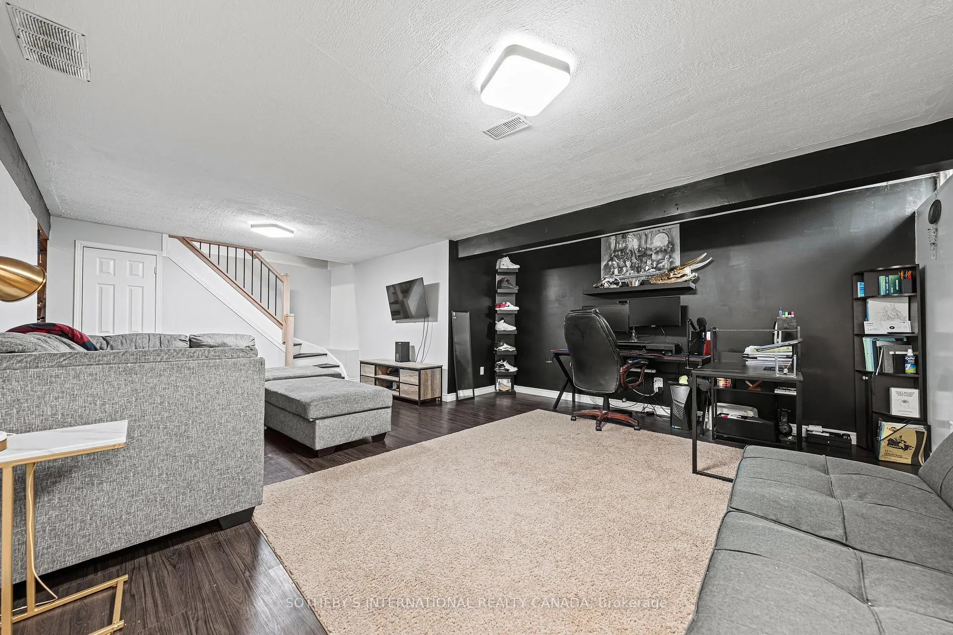 Photo 38 of 154 Covington Crescent, Kitchener — HOMEH