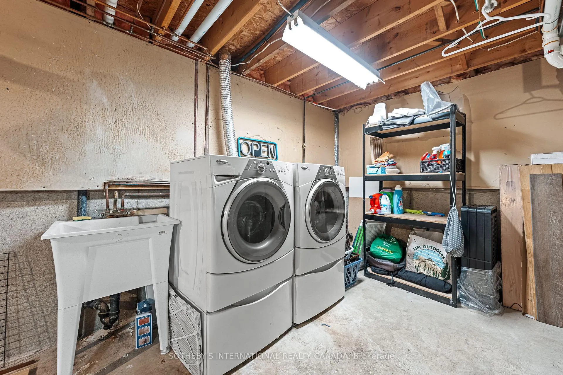 Photo 41 of 154 Covington Crescent, Kitchener — HOMEH