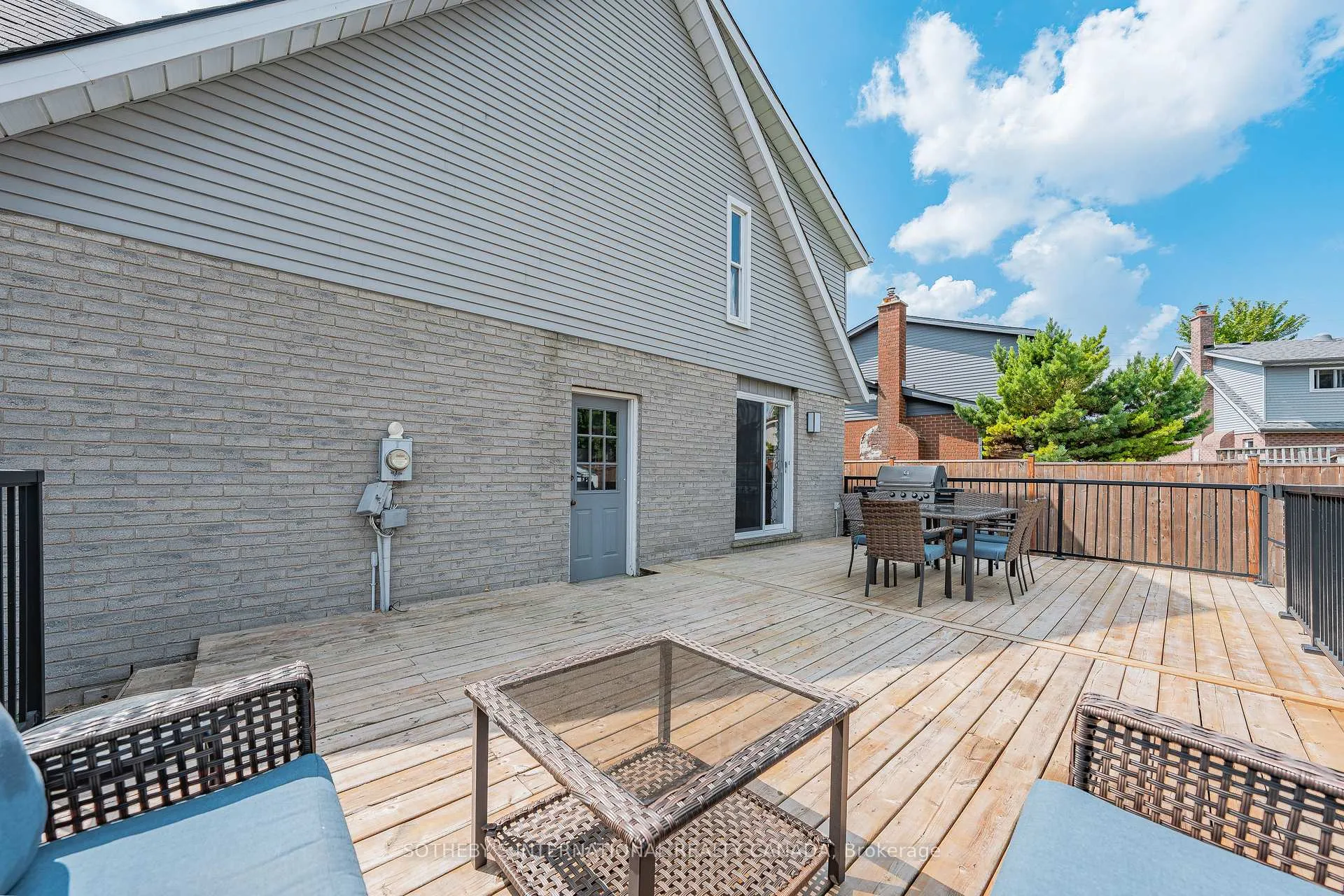 Photo 45 of 154 Covington Crescent, Kitchener — HOMEH