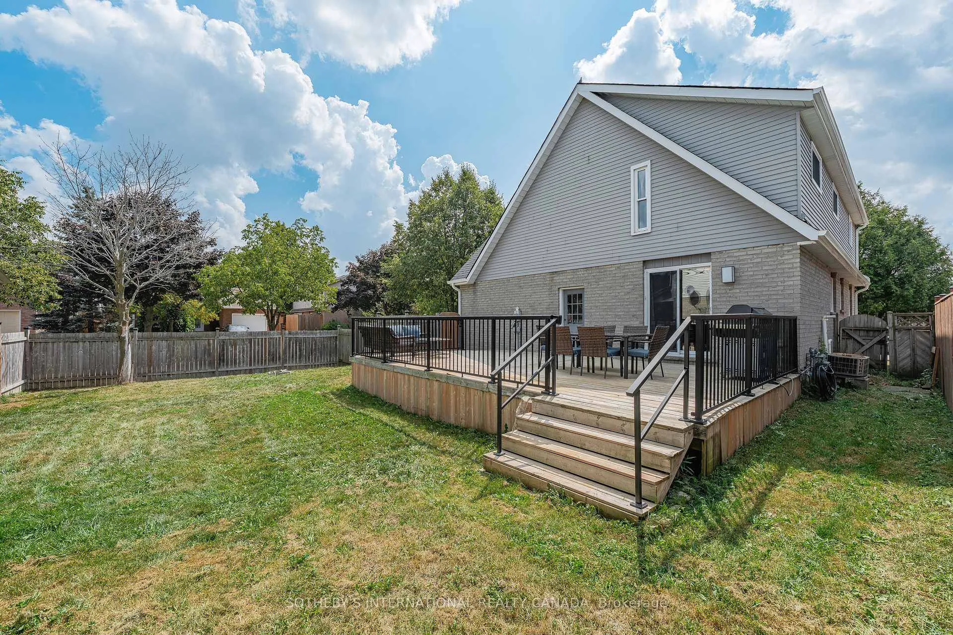 Photo 47 of 154 Covington Crescent, Kitchener — HOMEH