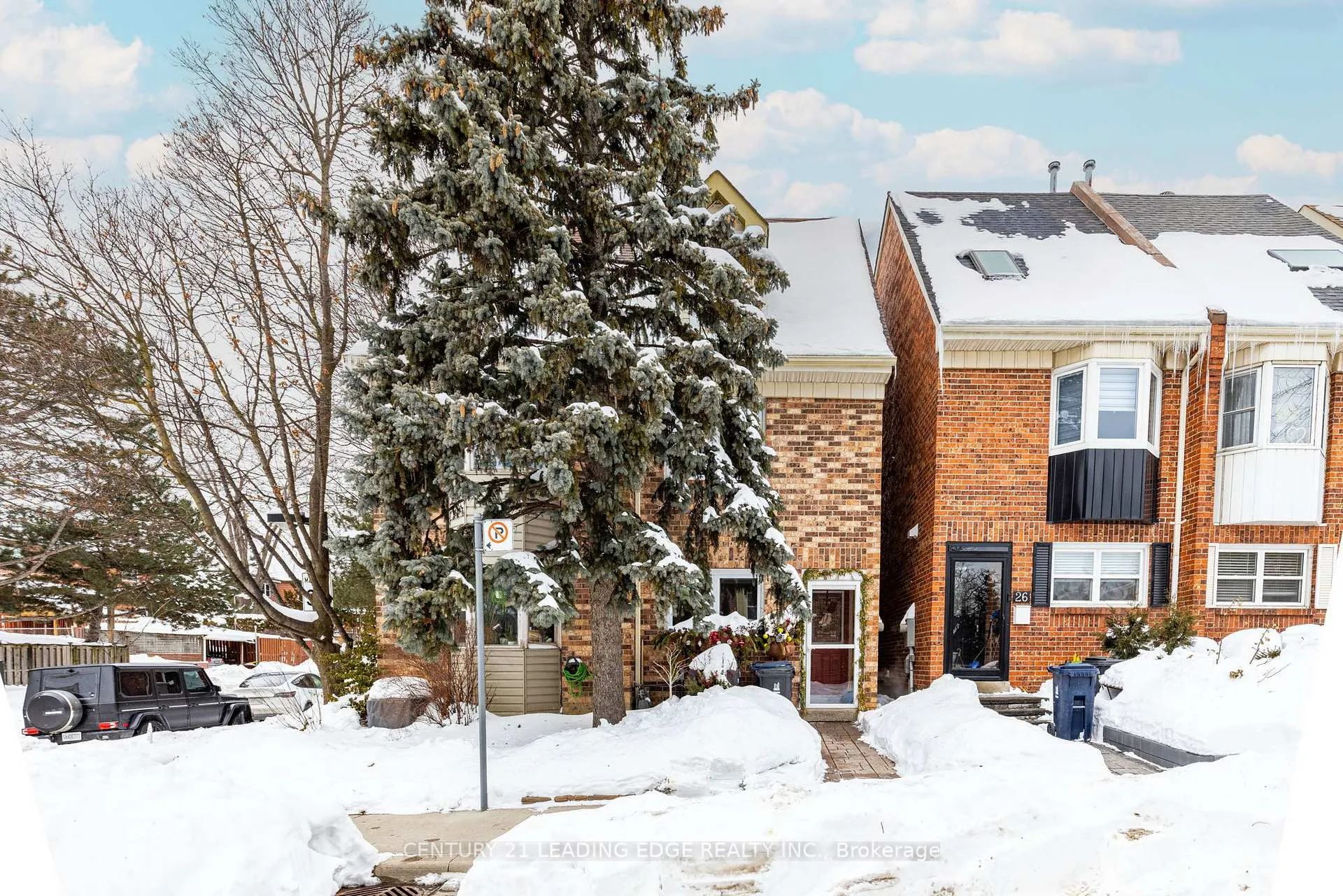 Photo 1 of 24 Torbrick Road, Toronto, Greenwood-Coxwell — HOMEH