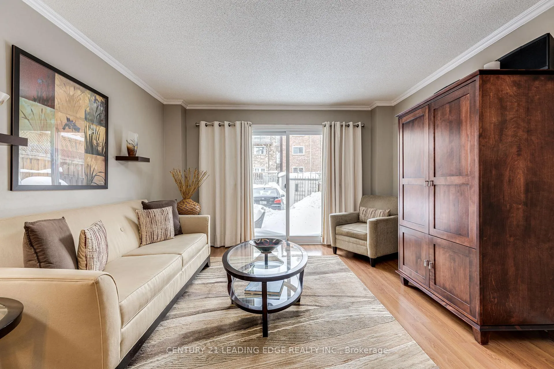 Photo 5 of 24 Torbrick Road, Toronto, Greenwood-Coxwell — HOMEH