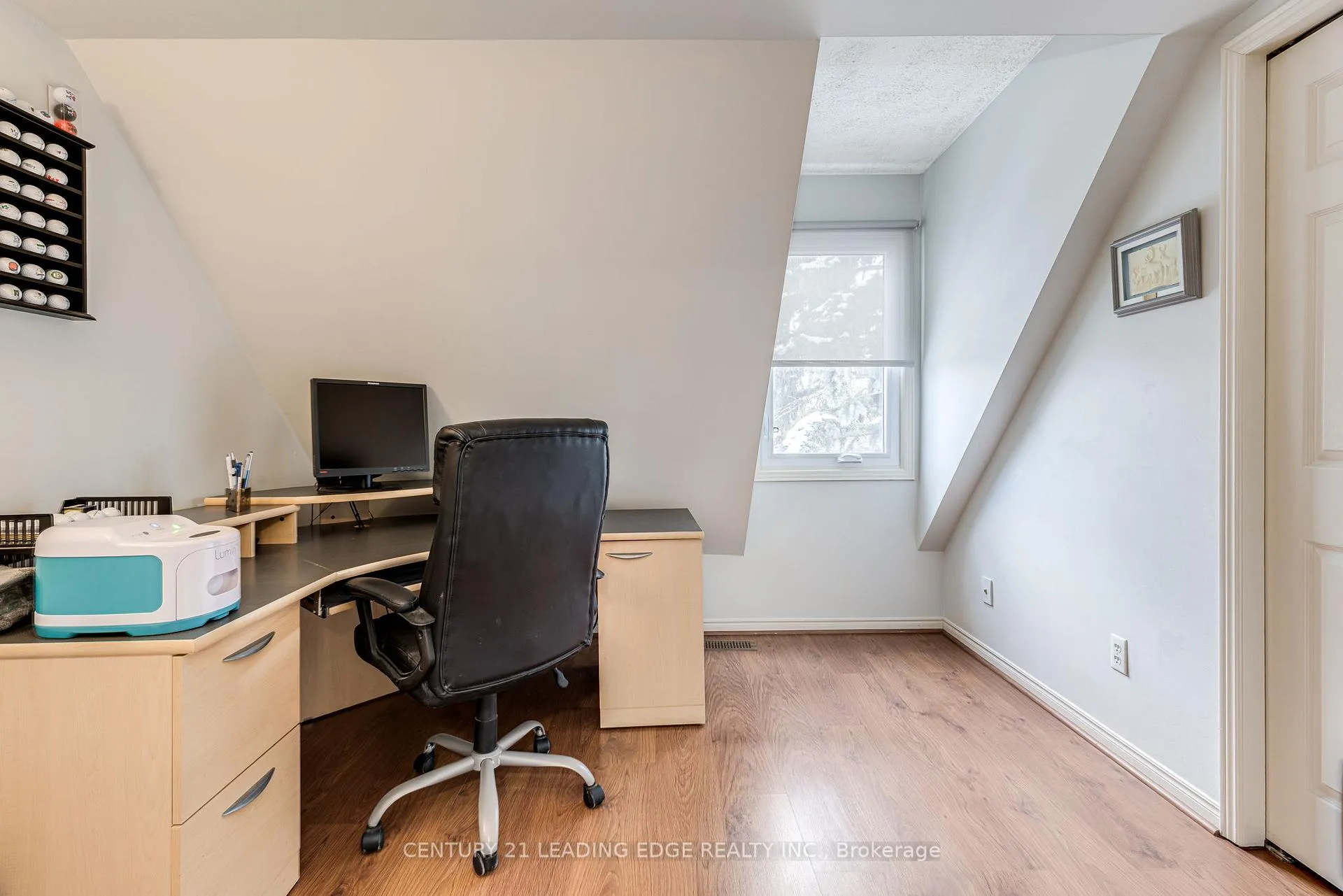 Photo 17 of 24 Torbrick Road, Toronto, Greenwood-Coxwell — HOMEH