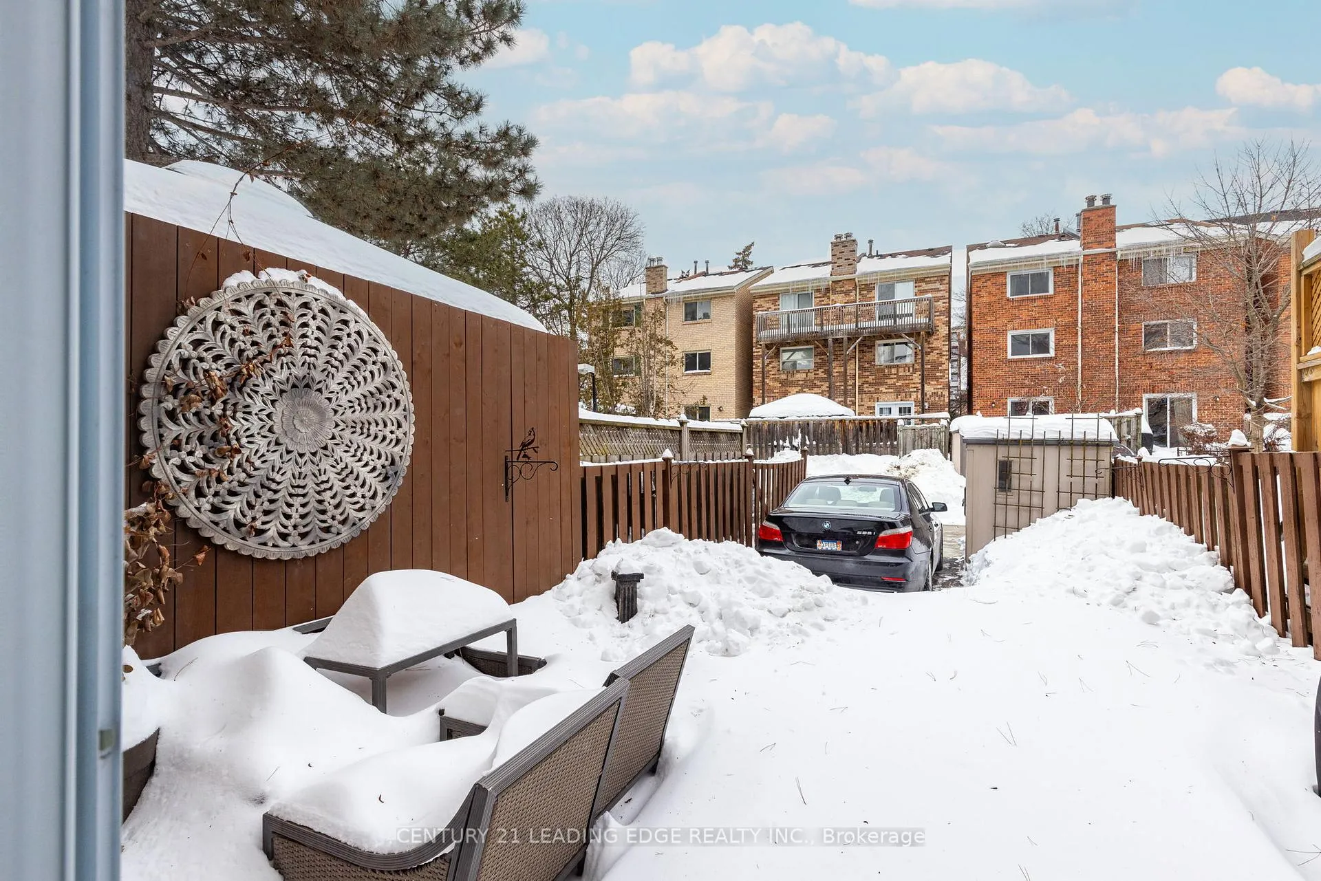 Photo 32 of 24 Torbrick Road, Toronto, Greenwood-Coxwell — HOMEH