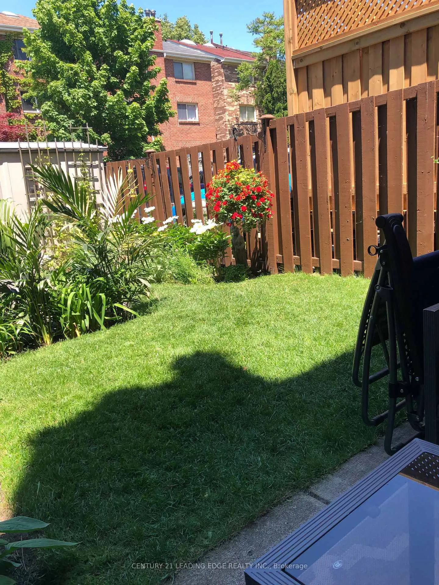 Photo 36 of 24 Torbrick Road, Toronto, Greenwood-Coxwell — HOMEH