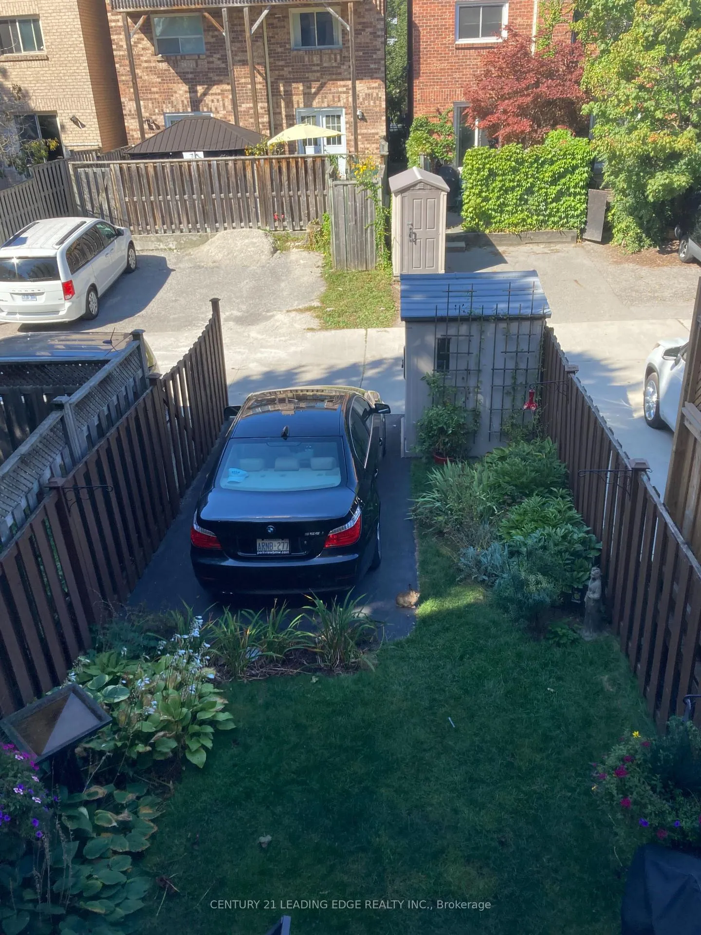 Photo 38 of 24 Torbrick Road, Toronto, Greenwood-Coxwell — HOMEH