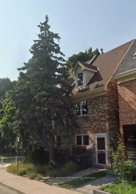 Photo 39 of 24 Torbrick Road, Toronto, Greenwood-Coxwell — HOMEH