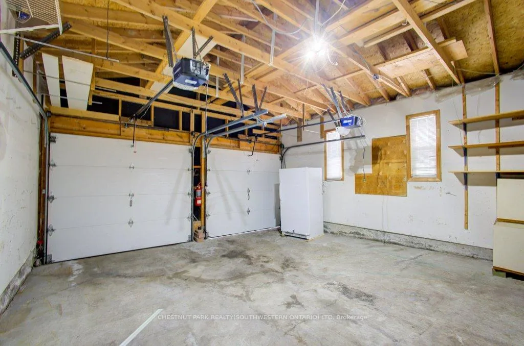 Photo 23 of 105 Veneto Drive, Vaughan, Vaughan Grove — HOMEH