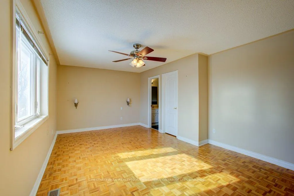 Photo 26 of 105 Veneto Drive, Vaughan, Vaughan Grove — HOMEH
