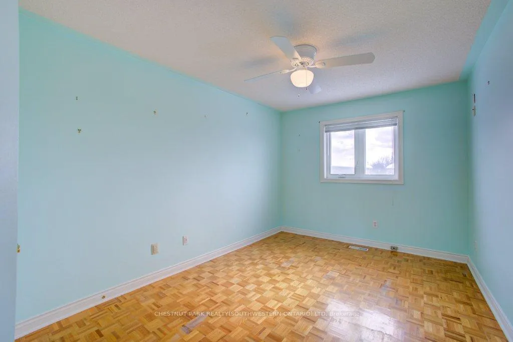 Photo 29 of 105 Veneto Drive, Vaughan, Vaughan Grove — HOMEH