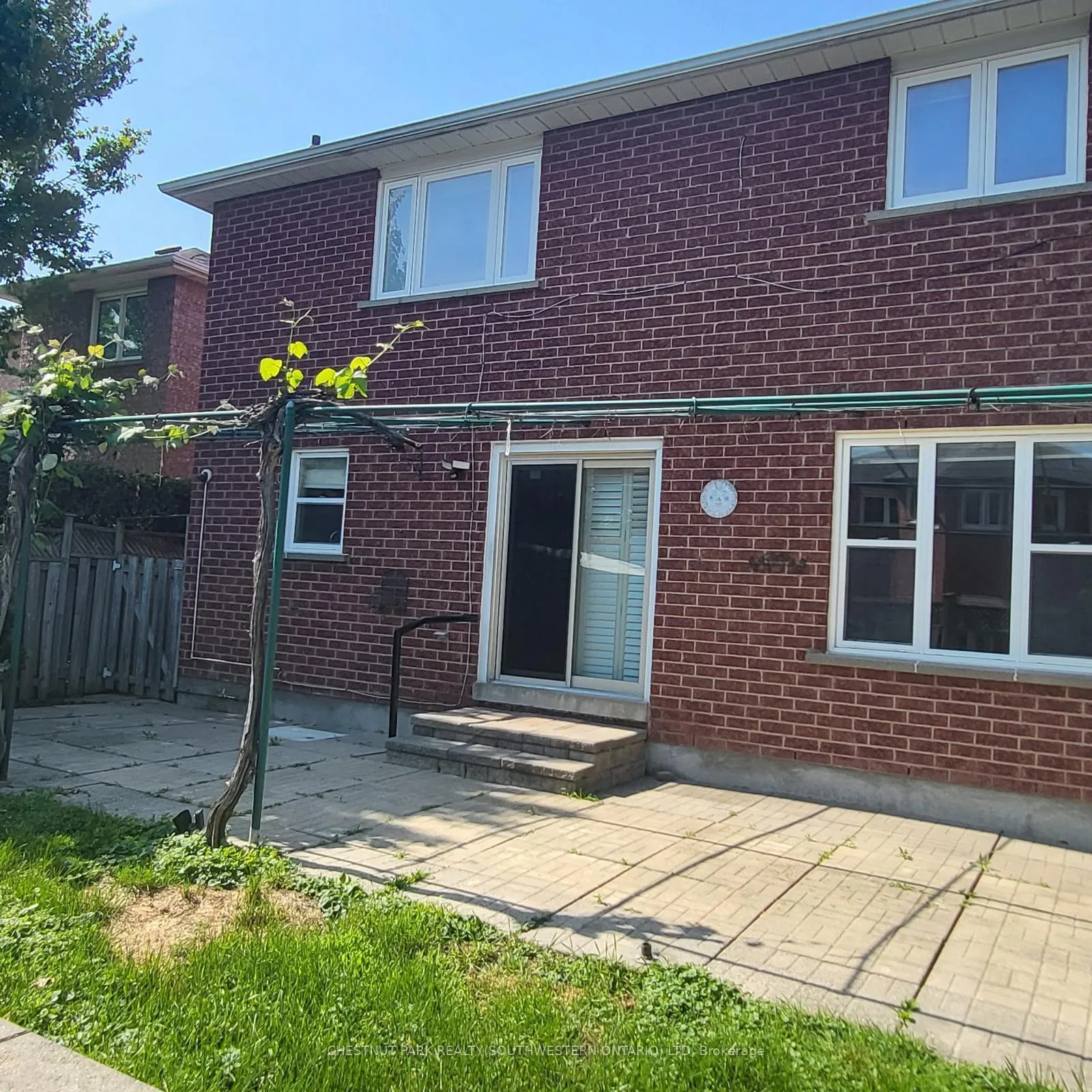 Photo 42 of 105 Veneto Drive, Vaughan, Vaughan Grove — HOMEH