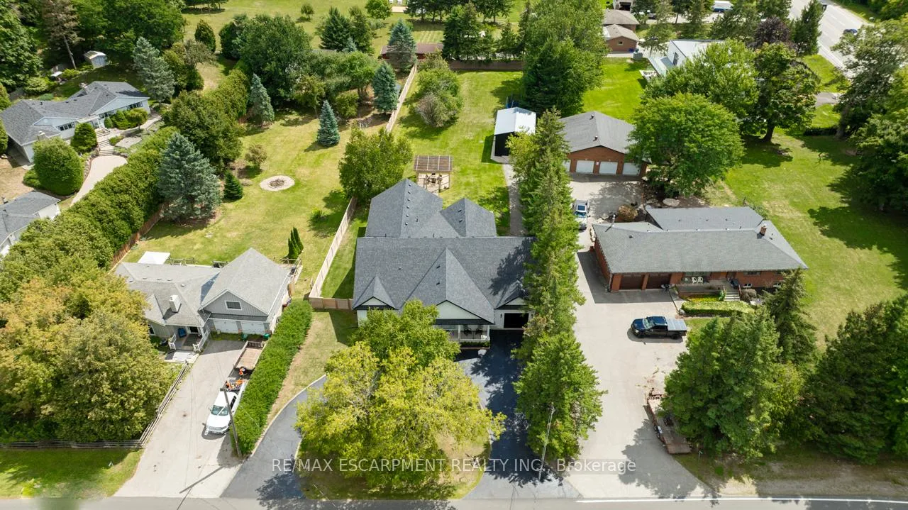 Photo 3 of 2560 2 Side Road, Burlington, Rural Burlington — HOMEH