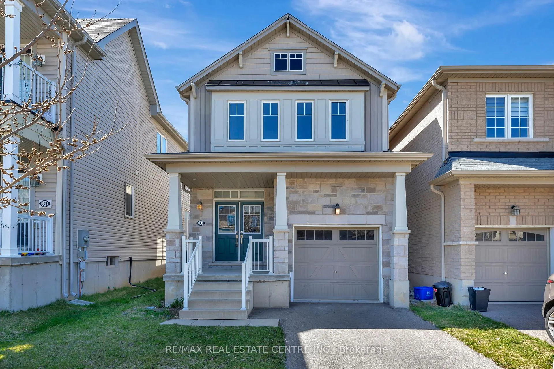 Photo 3 of 33 Sumac Drive, Haldimand — HOMEH