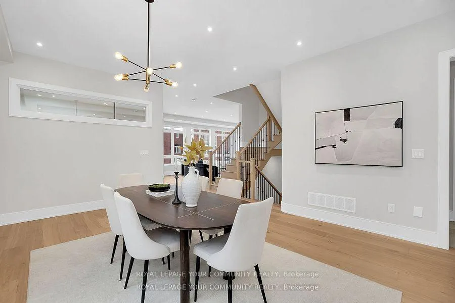 Photo 5 of 6 Bunn Court, Aurora, Bayview Northeast — HOMEH