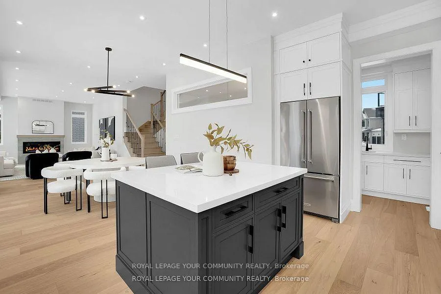 Photo 16 of 6 Bunn Court, Aurora, Bayview Northeast — HOMEH