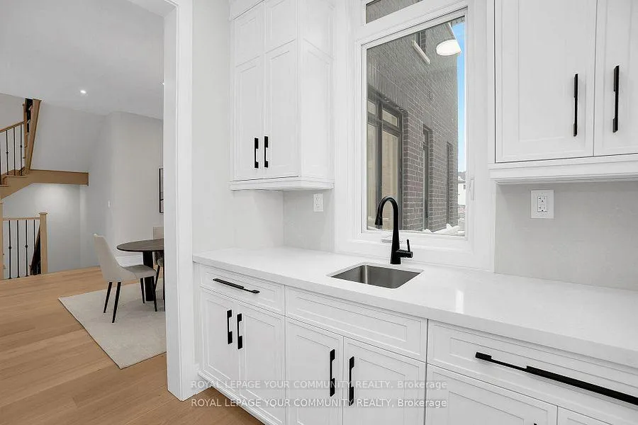 Photo 18 of 6 Bunn Court, Aurora, Bayview Northeast — HOMEH