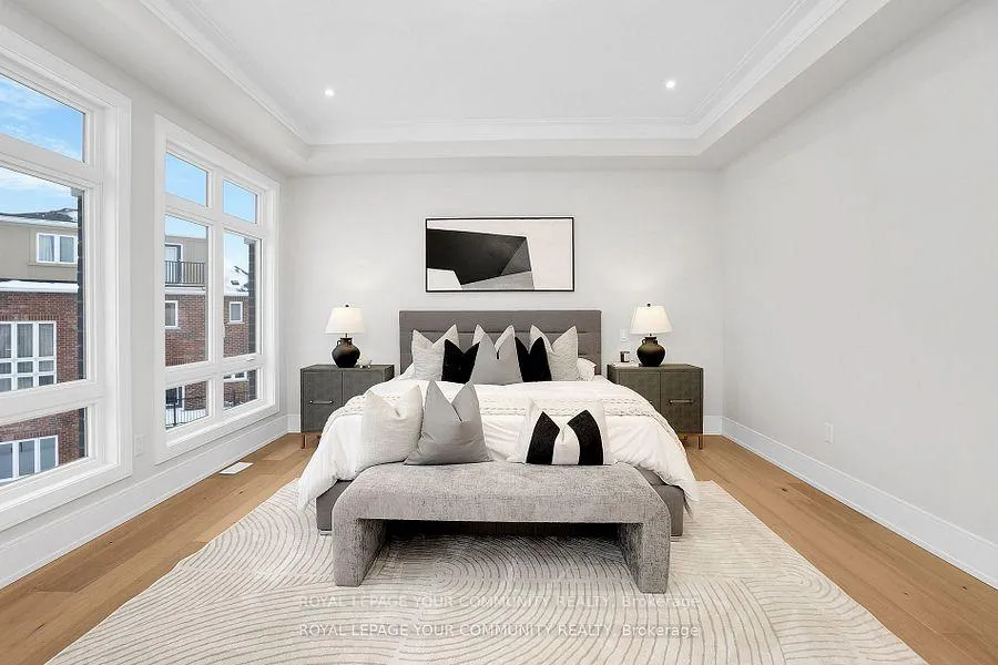 Photo 23 of 6 Bunn Court, Aurora, Bayview Northeast — HOMEH