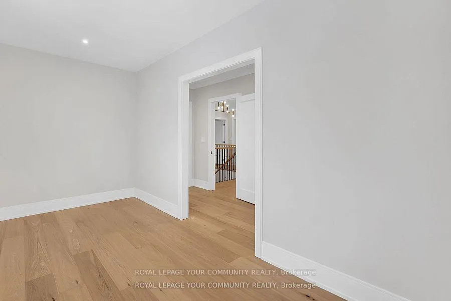 Photo 27 of 6 Bunn Court, Aurora, Bayview Northeast — HOMEH