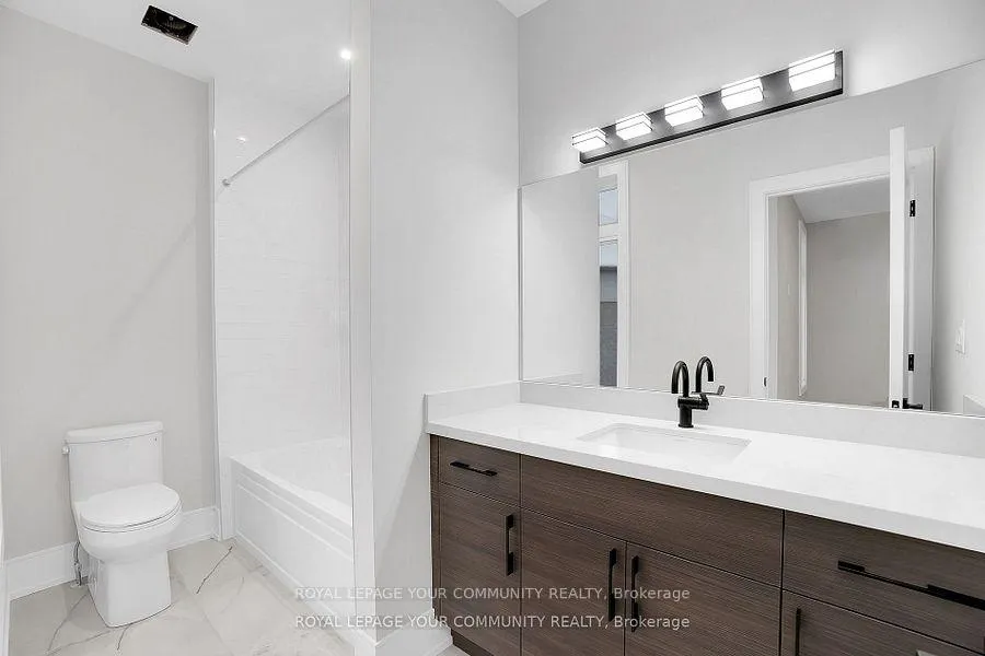 Photo 29 of 6 Bunn Court, Aurora, Bayview Northeast — HOMEH