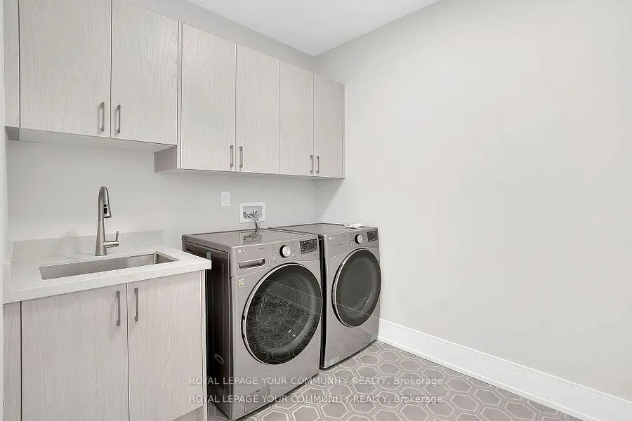 Photo 35 of 6 Bunn Court, Aurora, Bayview Northeast — HOMEH
