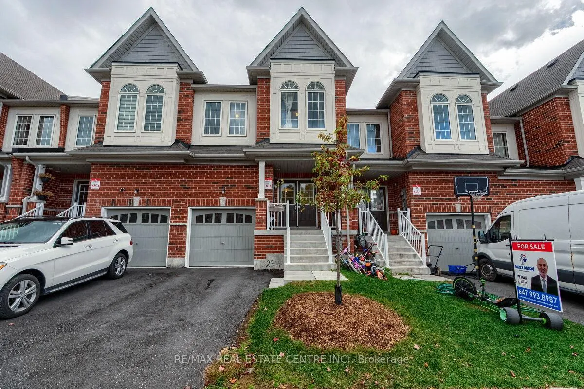Front of 1195 Kettering Drive