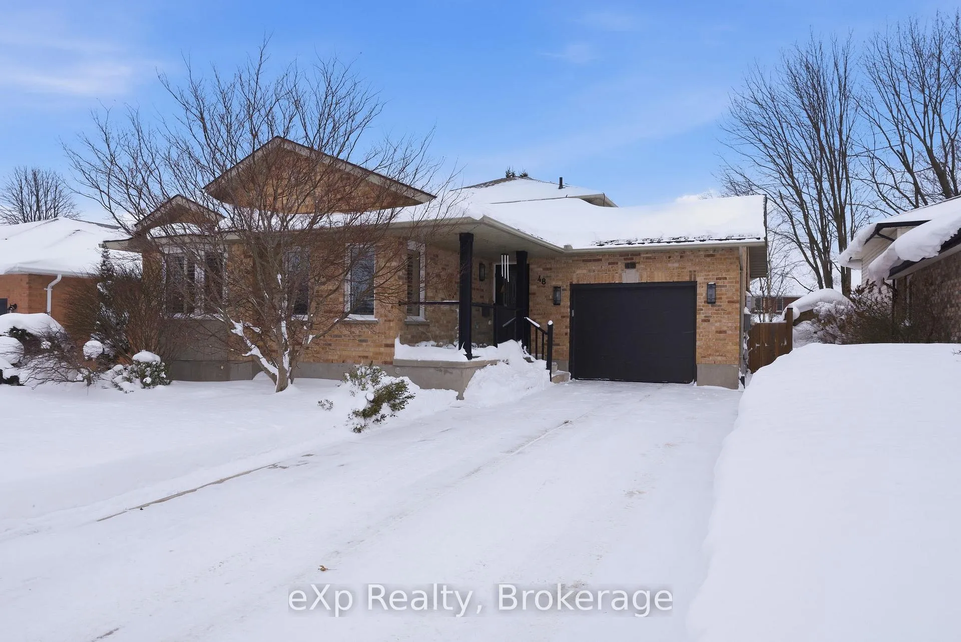 Photo 2 of 48 Killoran Crescent, Stratford — HOMEH