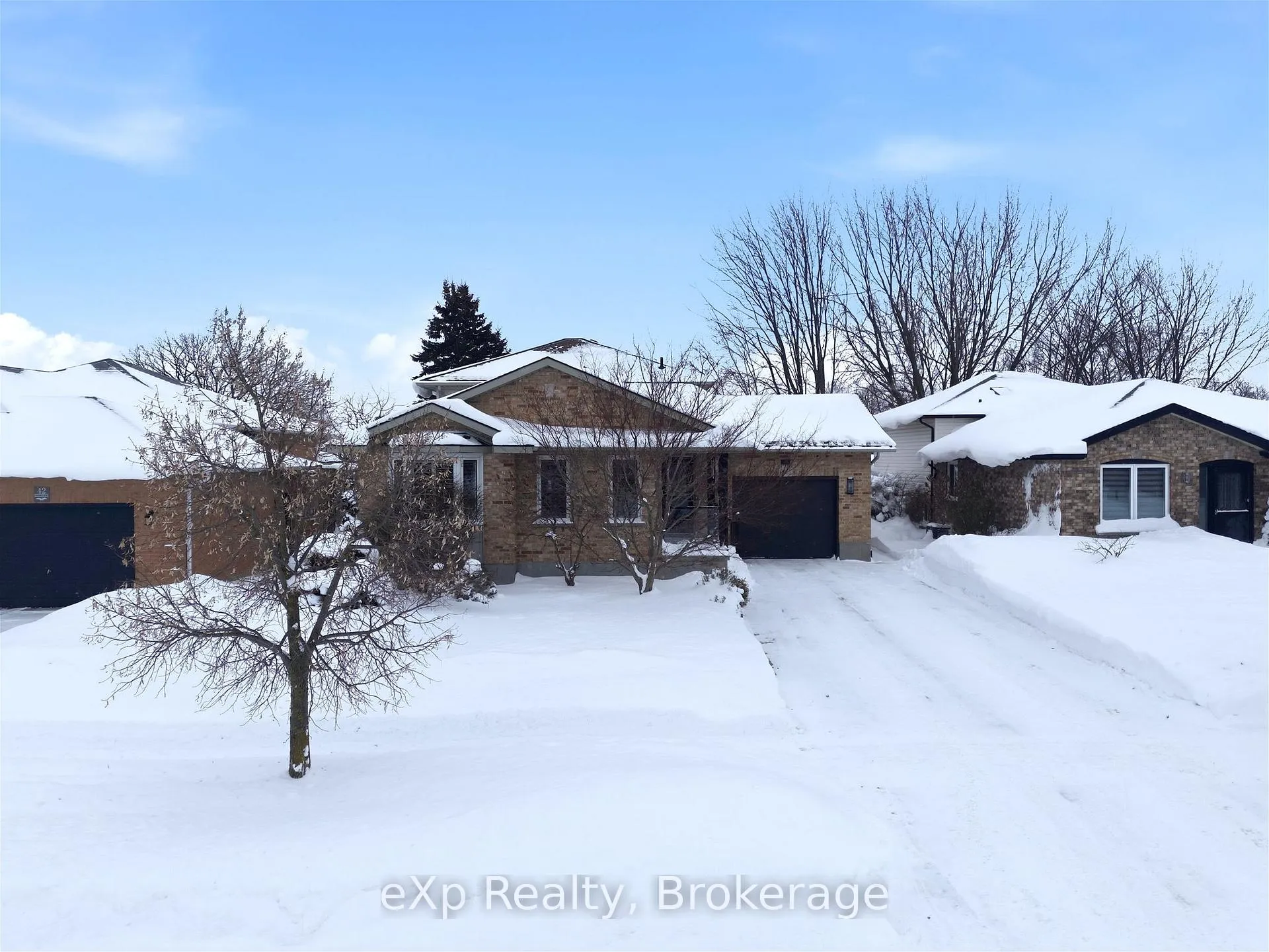 Photo 4 of 48 Killoran Crescent, Stratford — HOMEH