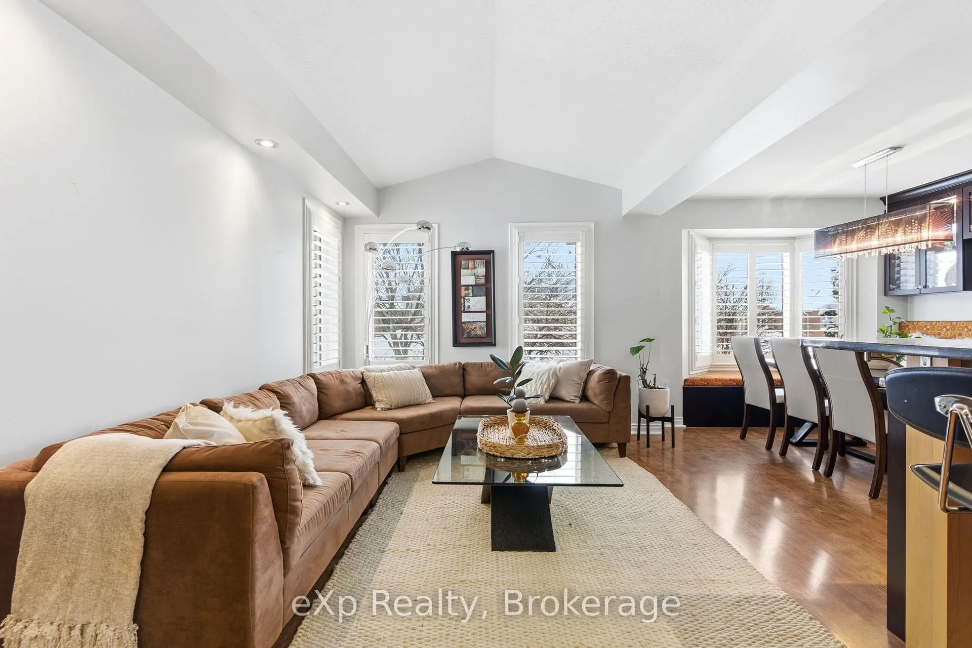 Photo 11 of 48 Killoran Crescent, Stratford — HOMEH