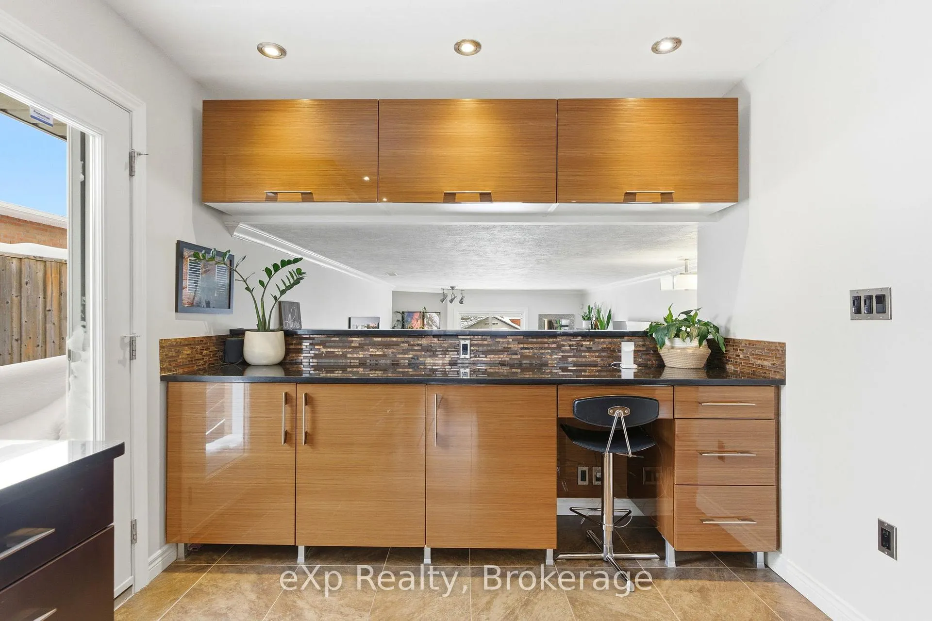 Photo 18 of 48 Killoran Crescent, Stratford — HOMEH