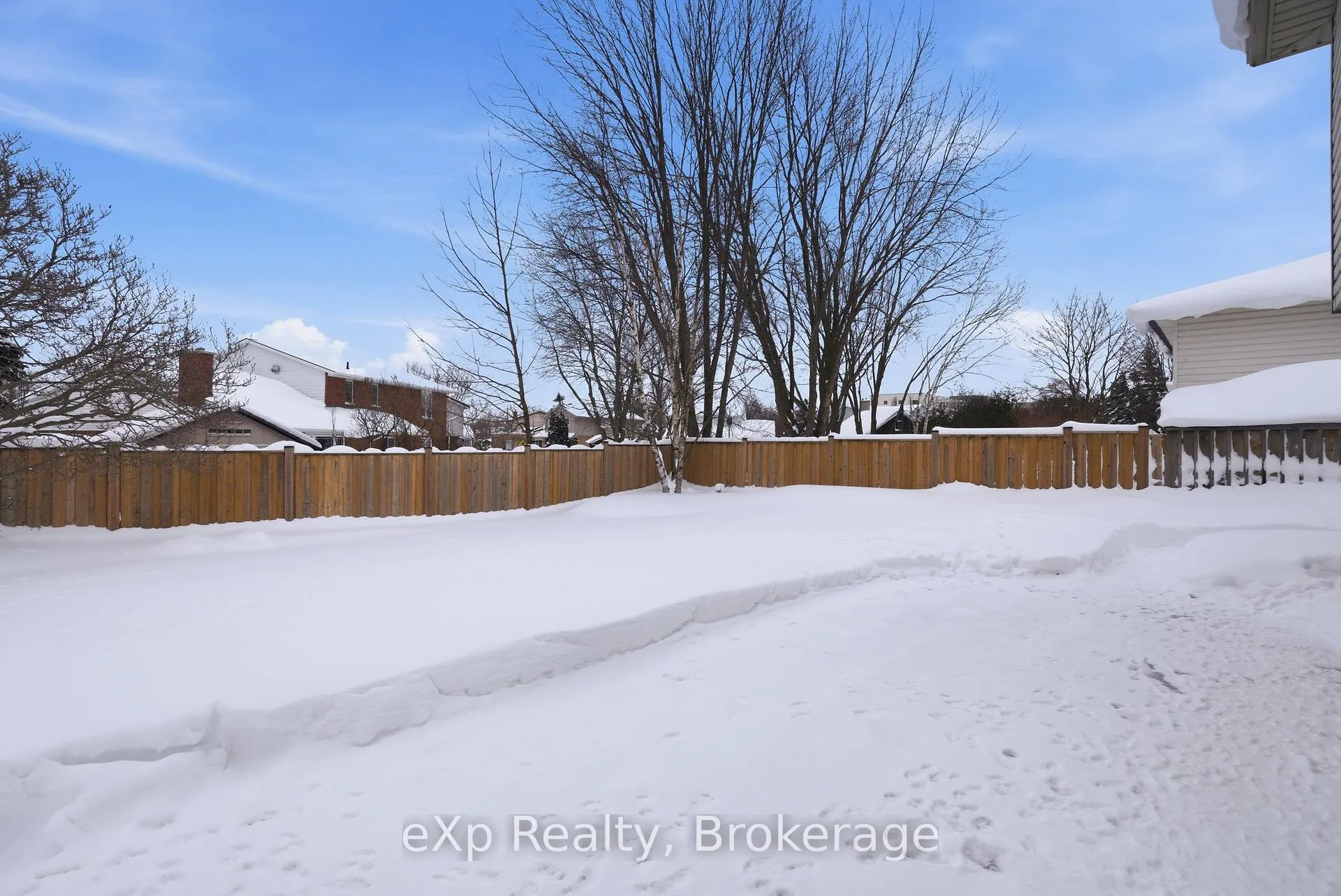 Photo 42 of 48 Killoran Crescent, Stratford — HOMEH