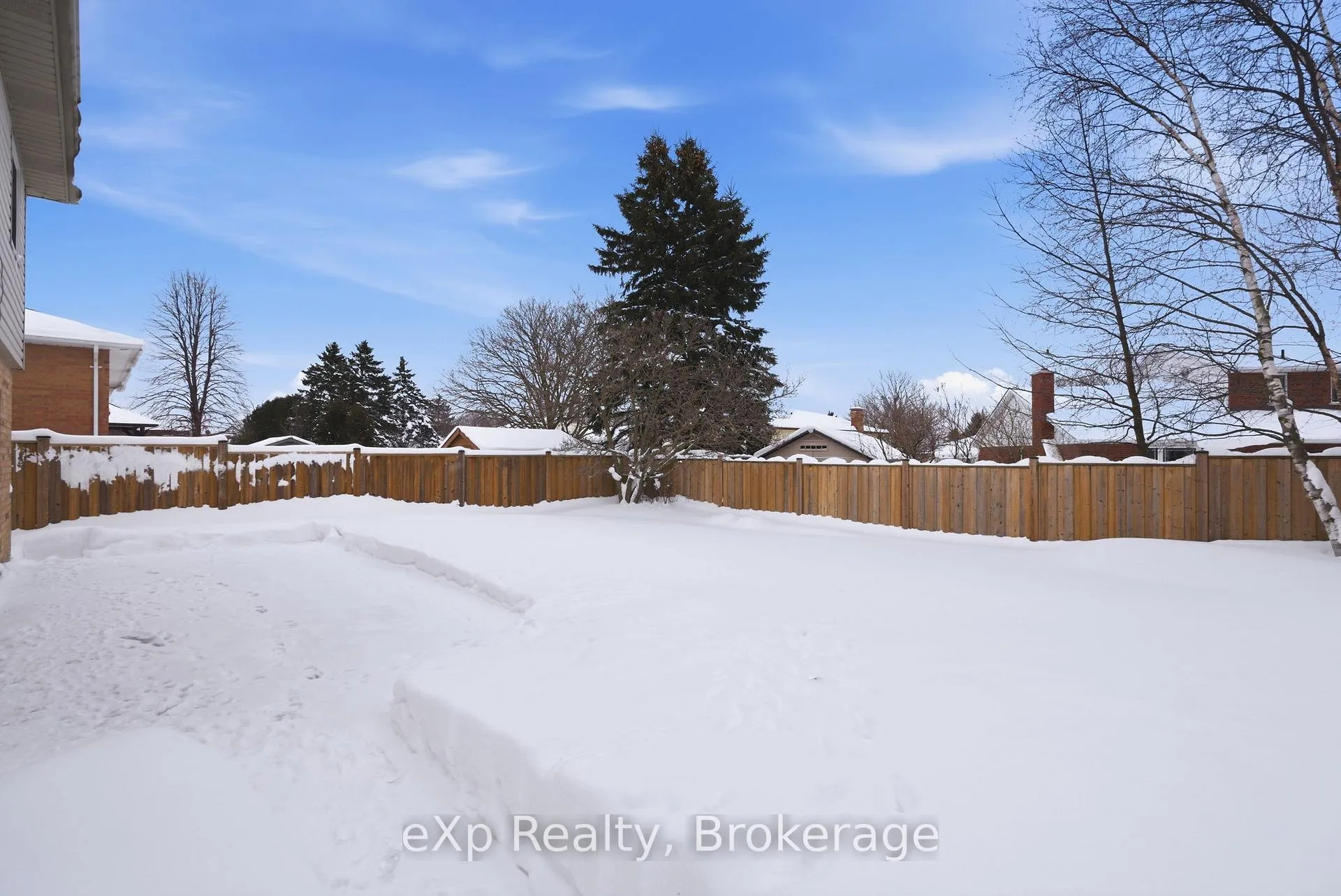 Photo 44 of 48 Killoran Crescent, Stratford — HOMEH
