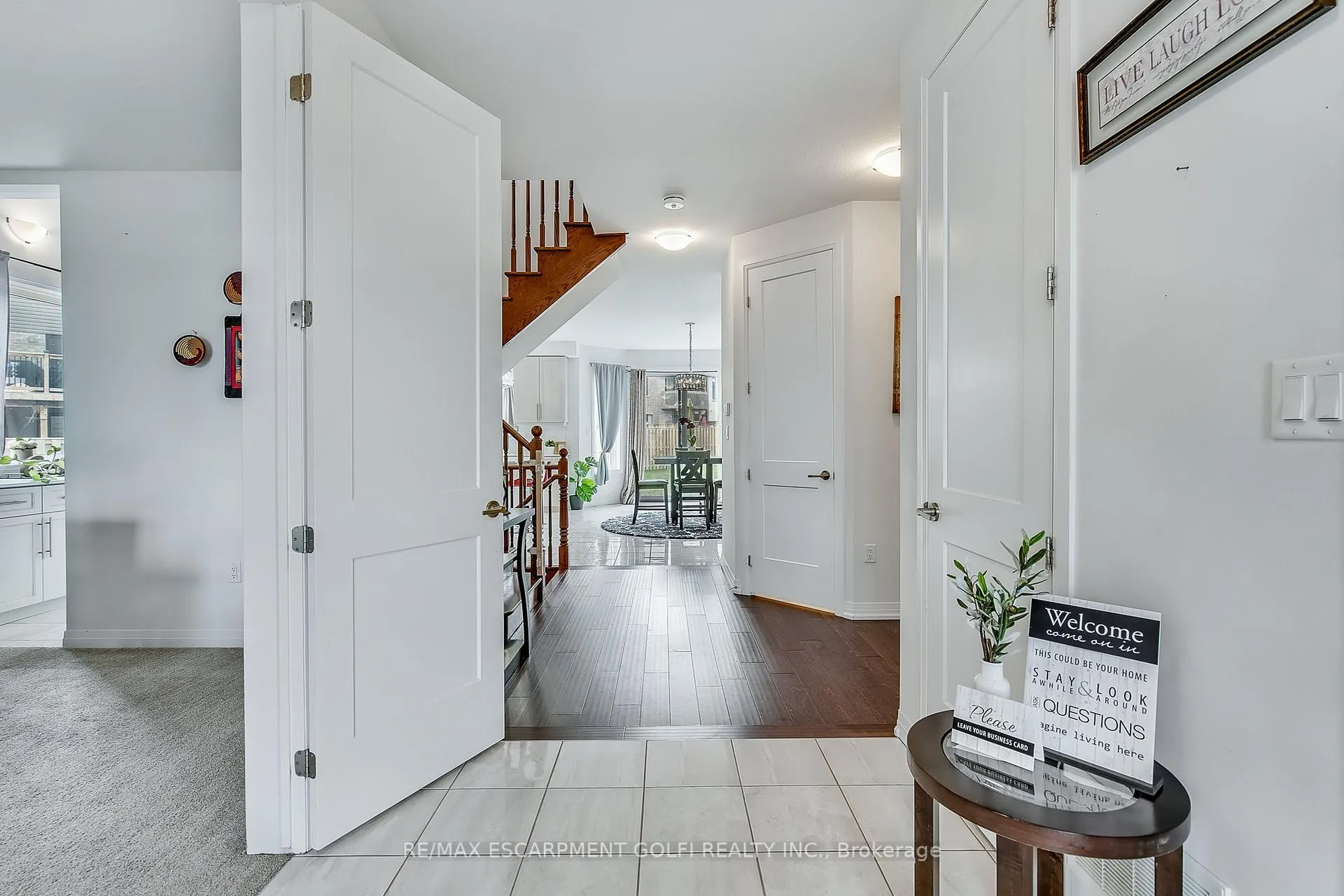 Photo 6 of 5062 Connor Drive, Lincoln, Beamsville — HOMEH