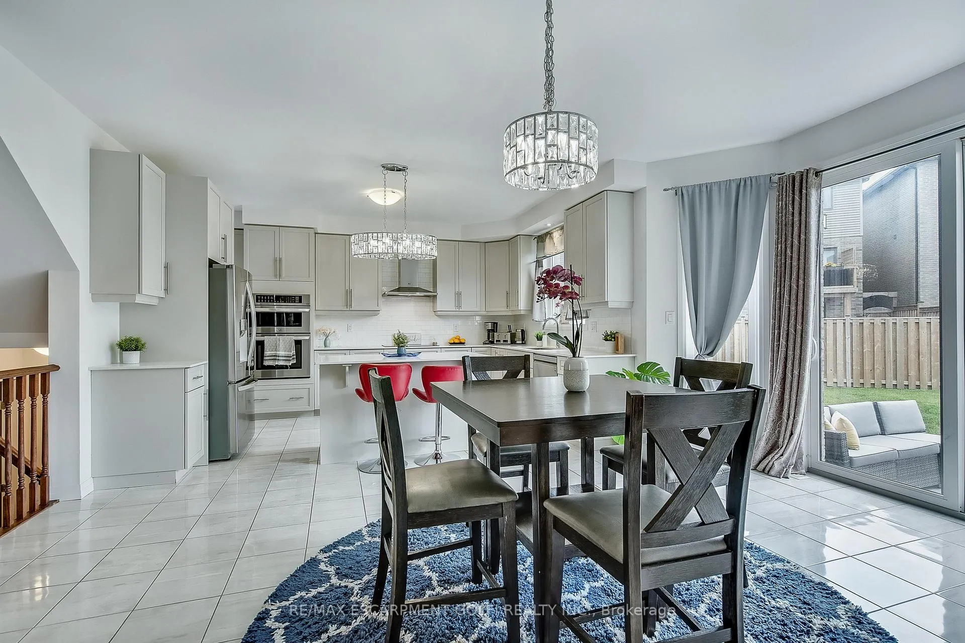 Photo 11 of 5062 Connor Drive, Lincoln, Beamsville — HOMEH